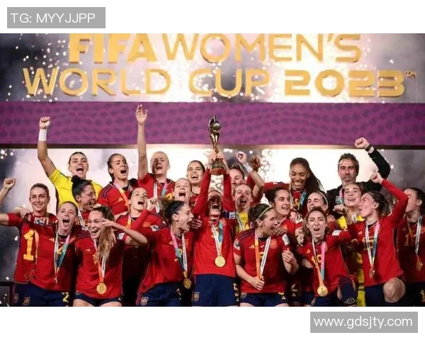 广州羽毛球队在世界杯预选赛中以85分稳居积分榜首位